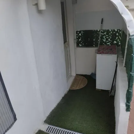 Alojamento de Acomodação e Pequeno-almoço Casa Elena Gio 3*